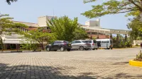 Mombasa Continental Resort - parking