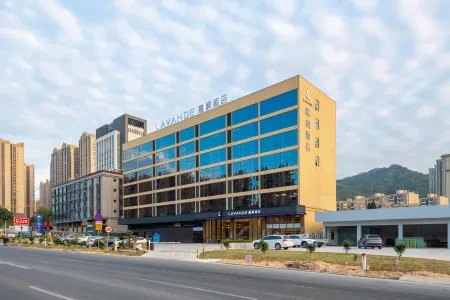 Lavande Hotel Huidong High-Speed Railway Station Shengli Square Store