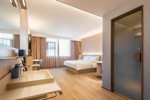 HanTing Hotel (Nanyang Hongdu Shidai Guangchang) - 3-Star