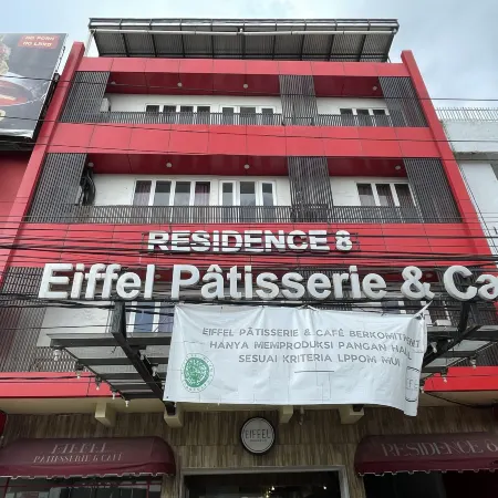 Residence 8