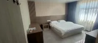 Guanyun Yixiu Hotel