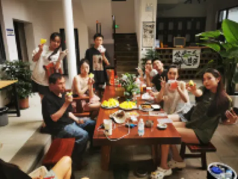 Jianshui B-Star International Youth Hostel