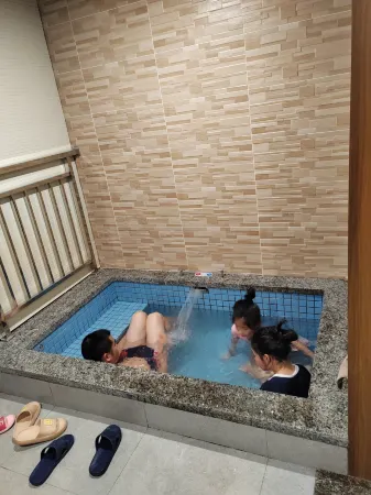 Qimu Homestay Отели рядом с достопримечательностью «Shibashuiyuan Ecological Scenic Spot»