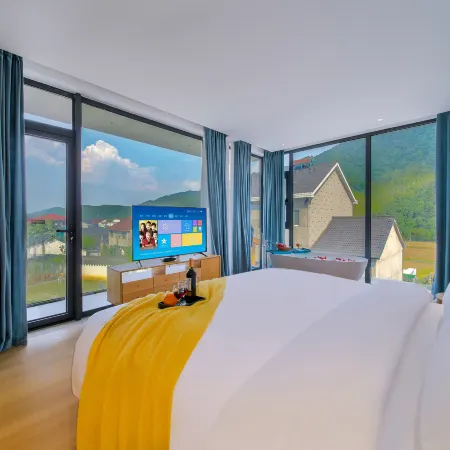 LUSHIN Hotel&Resorts