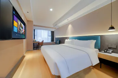 潮漫飯店（鄭州高鐵東站東廣場店） 鄭州交通技師學院附近的飯店