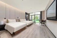 Shigatse Tashilhunpo Monastery Pedestrian Street Atour Hotel