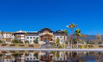 Tengchong Yunshan Peninsula Hotel