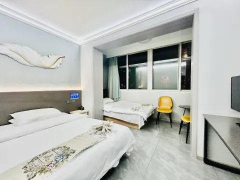 Taiyuan Southeast B&B South Railway Station