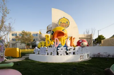 BDuck Resort Hotels in Joyland scenic spot