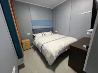 Xingyun Apartment (Zunyi Medical University Affiliated Hospital Shidai Tianjie)