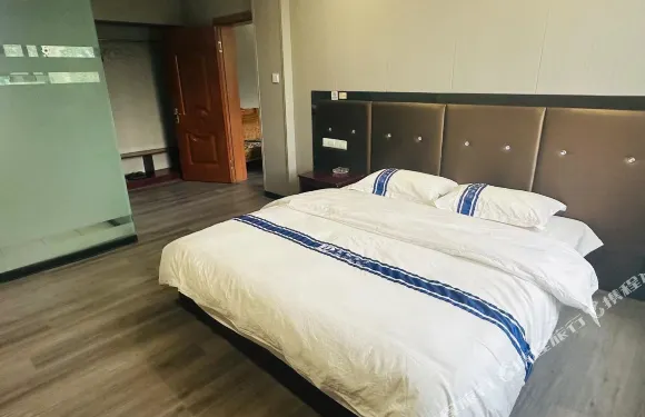 託里豪都商務賓館