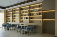 Ruifeng Hotel (Neijiang Normal University)
