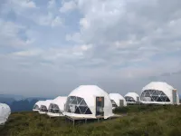赫章篷客之家露營民宿 畢節市阿西里西地山合露營基地附近的飯店