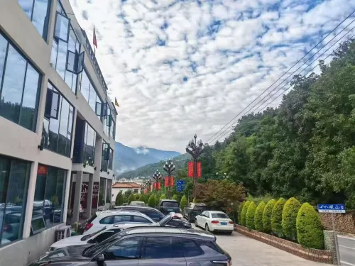 Heishui Guanshan Villa Homestay