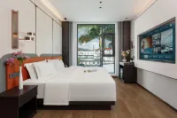 Mujiangnan Hotel (Xishuangbanna Jinghong Water Splashing Square Branch)