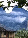 Yingde Huayuanli Hotel (Yingxi Peak Forest Corridor Branch) - parkir