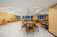 元素森木飯店（奎屯市火車站驛馬巷旅遊文化街區店） - 早餐