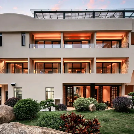 Wutong Jiuli · Art Courtyard-Style Hotel (Wanning Shimei Bay)