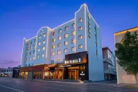 Ezzi Hotel - ที่มีที่จอดรถ