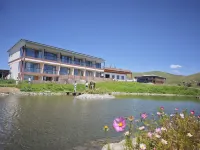 Yala Muyun Snow Mountain Secret Homestay - 발코니