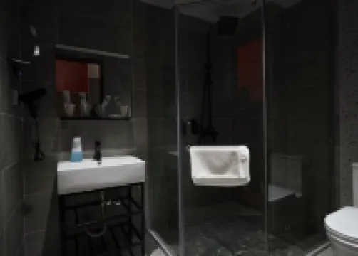 Fuzhou Youye hotel (Yantai Mountain Park Student Street)