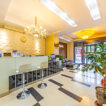 City Coordinate Hotel (Dingxi Youyi Square Railway Station)