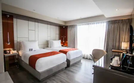 Hotel XYZ Отели рядом с Аэропорт Д. З. Ромуальдес