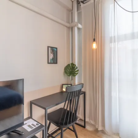 Beige Poshtels Отели рядом с достопримечательностью «Лакси»
