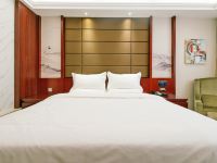 星程酒店(西安明城墙西门外店) - 高级大床房