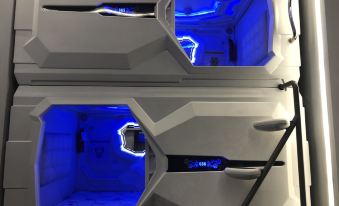 Xianyang space capsule hotel