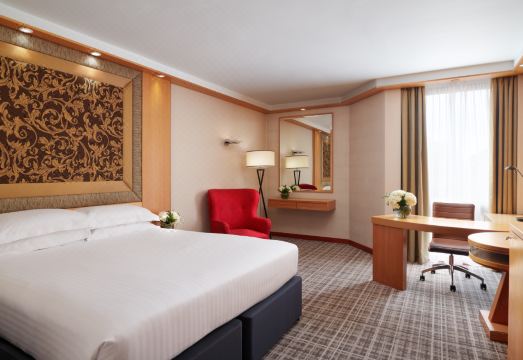 1. 밀레니엄 글로스..