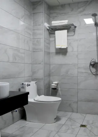 Fuxian Jinyuan Hotel