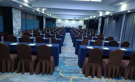 Longshan Hotel - Housity
