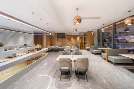 Hotel Luckyever (Ledong County Government Hotel)