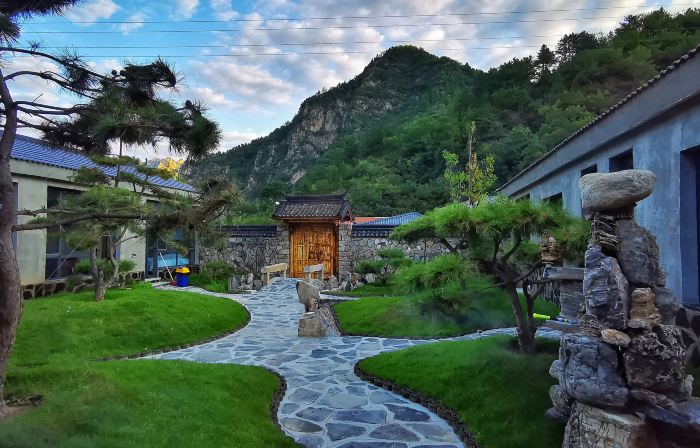 Xinglong Forest Country Residence