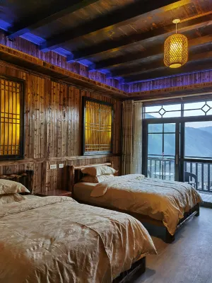 Ping an Old Local Inn in Longji Terraces (Seven Stars with Moon View Terrace) Hotels near Jiulong Five-Tiger Scenic Spot