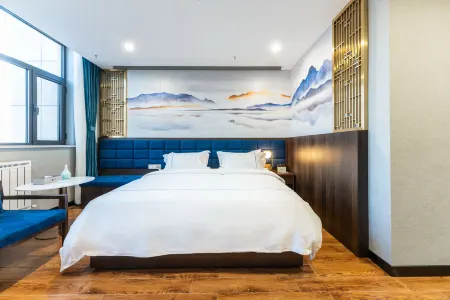 Yale Hotel (Kangbashi district government store of  Erdos Central Hospital) Отели рядом с достопримечательностью «Mengguxiangqi Square»