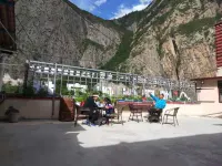 Dege's got the inn as he wanted. Hotels in Dege