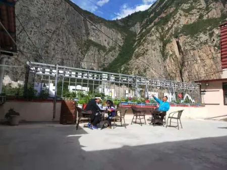 Dege's got the inn as he wanted.