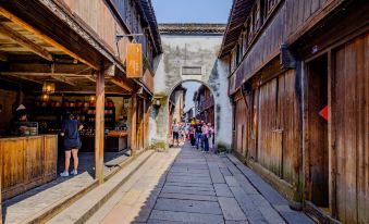 Wuzhen Jinshui Minju