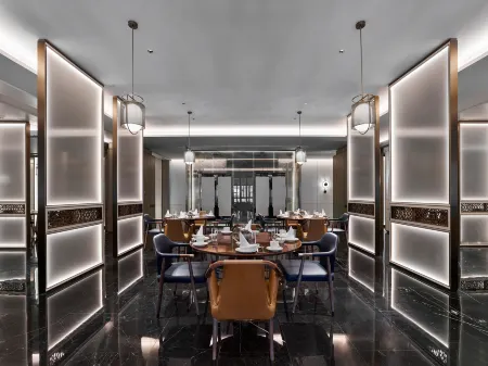 Hilton Jiaxing Отели в г. Цзясин