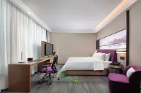 Hampton by Hilton Nantong Railway Station Отели рядом с достопримечательностью «Yuejiang Marina»