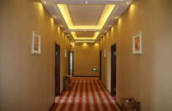 Zalantun Jubaolong Hotel
