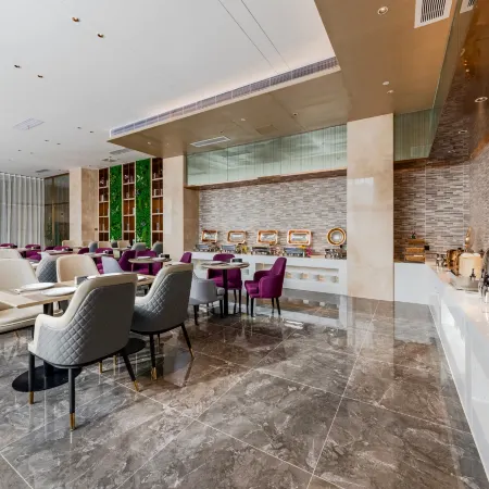 Lavande Hotel (Foshan West Railway Station Shishan)