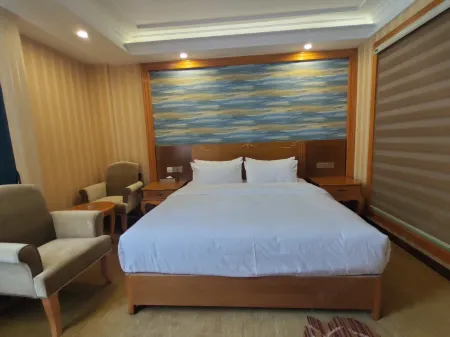 Pingxiang Qifa Li Hotel