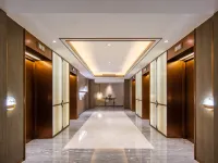 รอยัลเร โจงอี้เผิงเอา โฮเทล โรงแรมใกล้สถานีว่านโช่วลู่