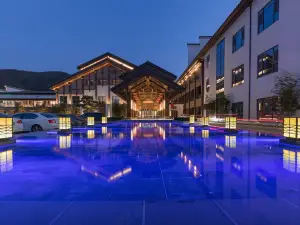 Western Evergreen Pu Zhen Hotel