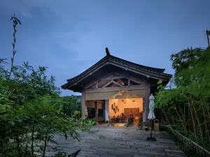 茅山東方鹽湖城山居客棧（官方店）