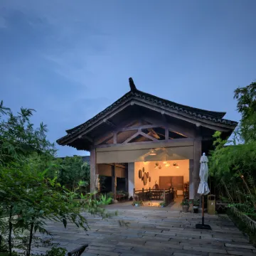 Oriental Saltlake Shanju Inn Hotels near Oriental Saltlake Resort