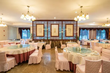 Minhang Julong Hotel